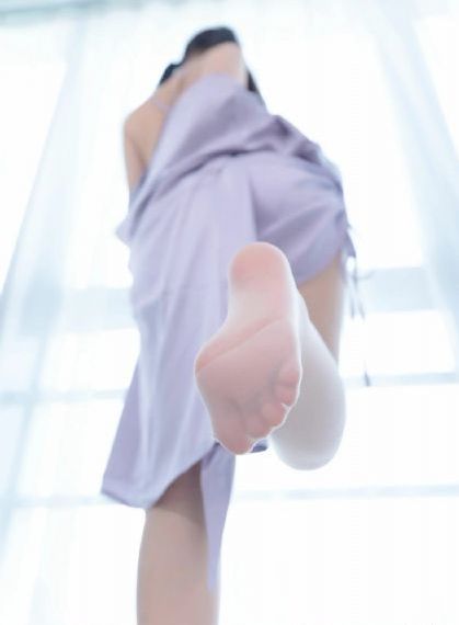 夜夜精人妻视频一区二_未删减完整版